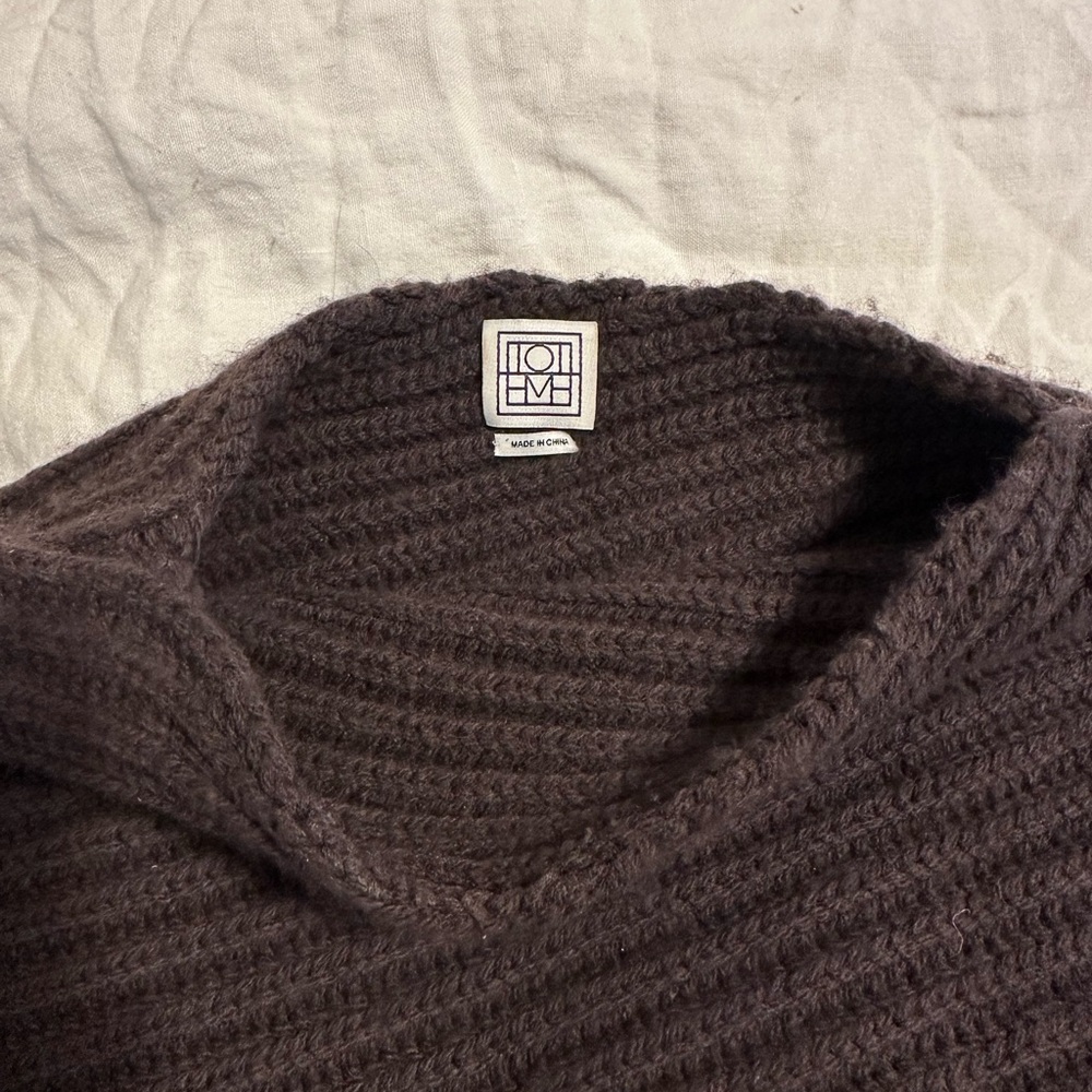 Toteme Twisted Rib Knit Sweater - Picture 5 of 6